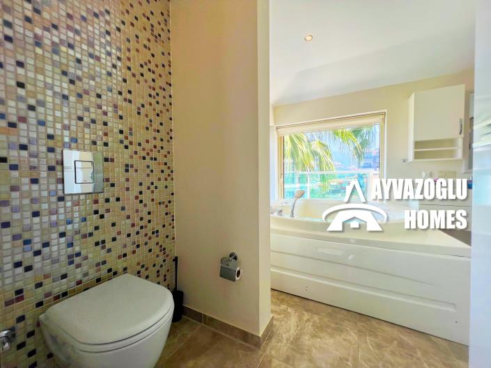 Image No.23-4 Bed Duplex for sale