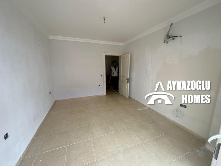 Image No.8-3 Bed Duplex for sale