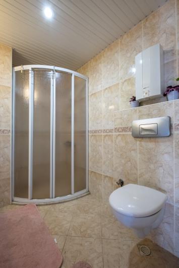 Image No.18-2 Bed Apartment for sale