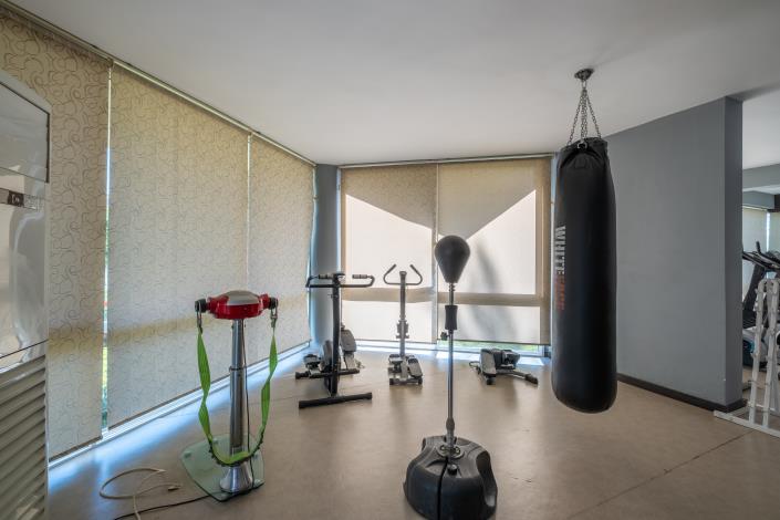 Image No.36-2 Bed Apartment for sale