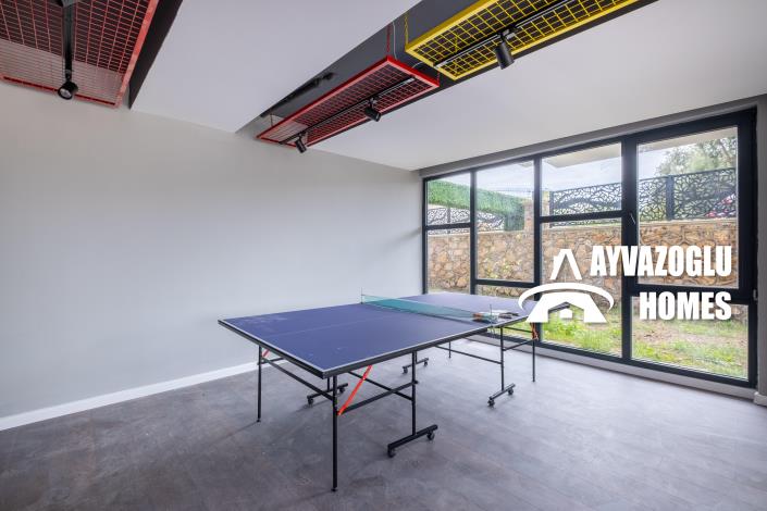 Image No.8-4 Bed Duplex for sale