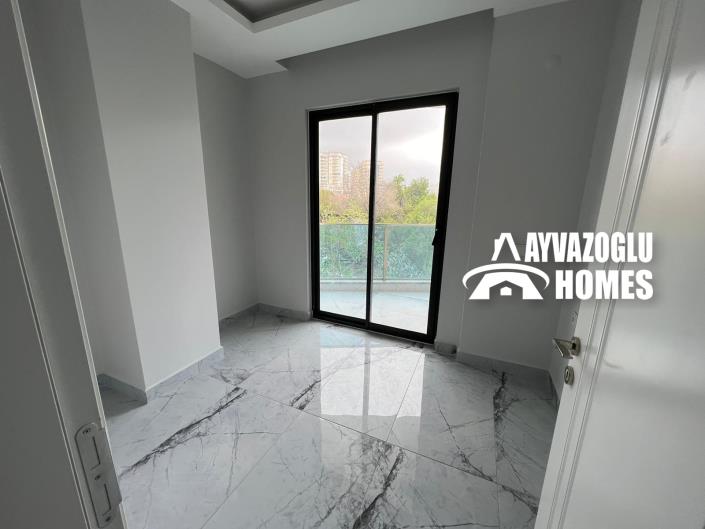 Image No.11-4 Bed Duplex for sale