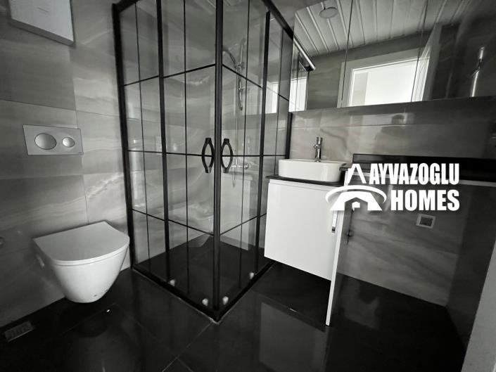 Image No.13-4 Bed Duplex for sale