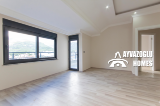 Image No.9-2 Bed Duplex for sale