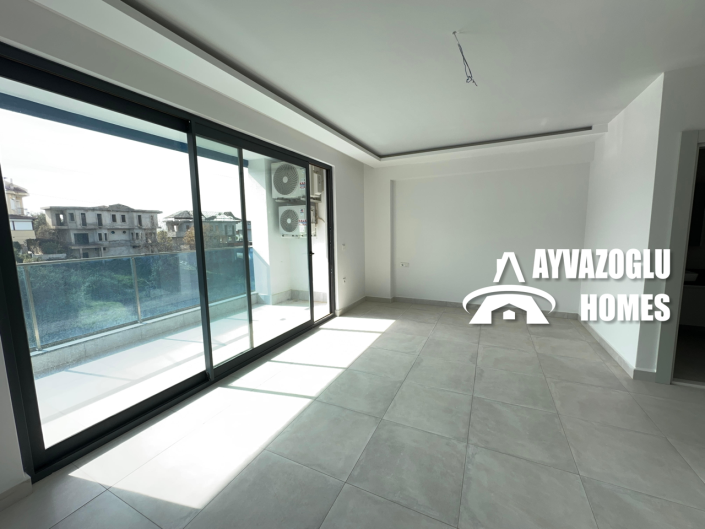 Image No.18-3 Bed Apartment for sale