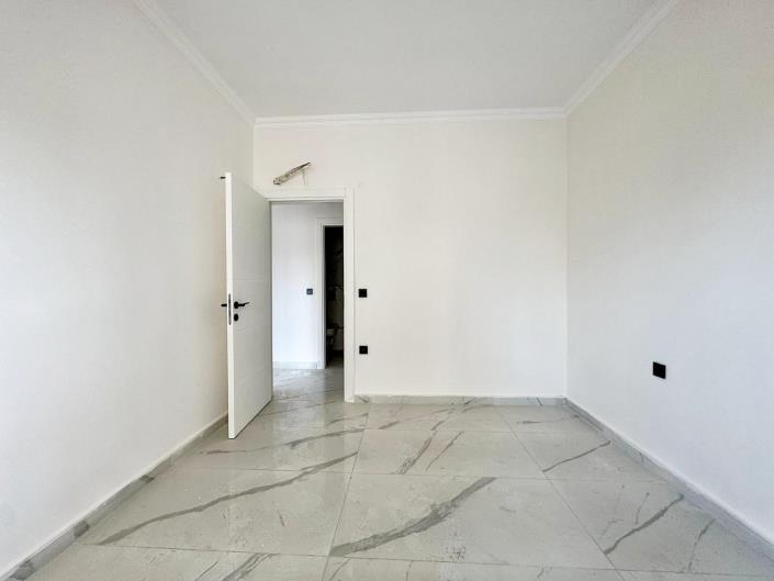 Image No.9-1 Bed Apartment for sale