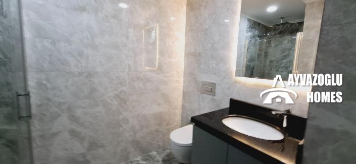 Image No.10-3 Bed Apartment for sale