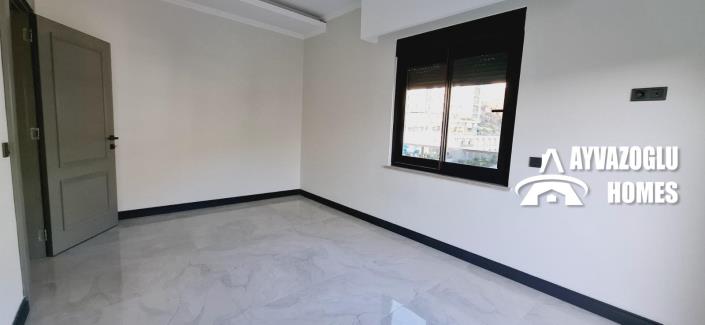 Image No.13-3 Bed Apartment for sale