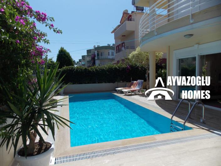 Image No.2-Villa de 4 chambres à vendre à Konakli