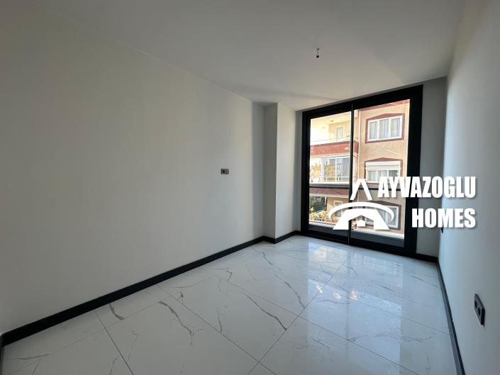 Image No.11-2 Bed Apartment for sale