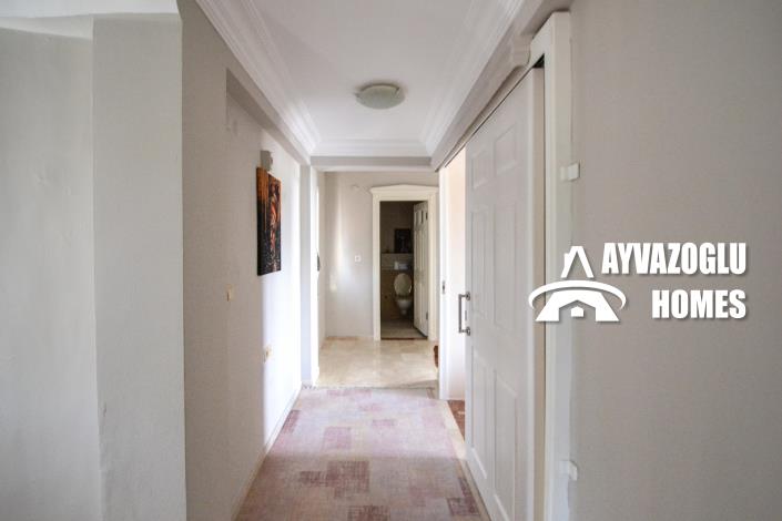 Image No.12-3 Bed Villa for sale