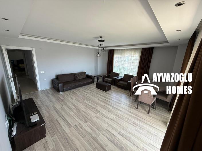 Image No.8-3 Bed Apartment for sale