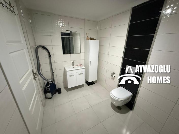 Image No.12-3 Bed Apartment for sale