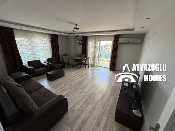 Image No.17-3 Bed Apartment for sale