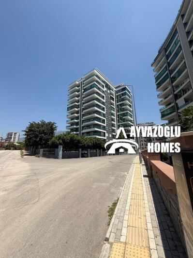 Image No.19-3 Bed Apartment for sale