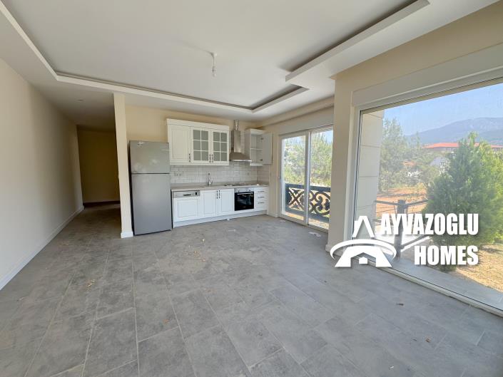 Image No.13-3 Bed Duplex for sale