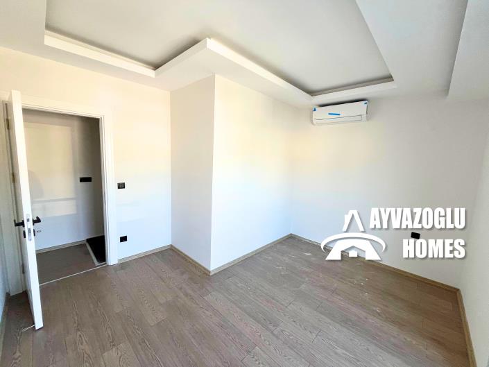 Image No.22-2 Bed Duplex for sale