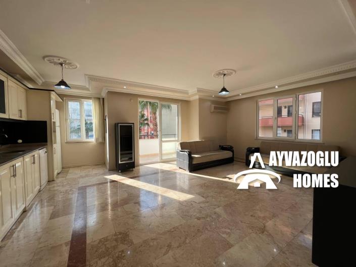 Image No.3-3 Bed Apartment for sale