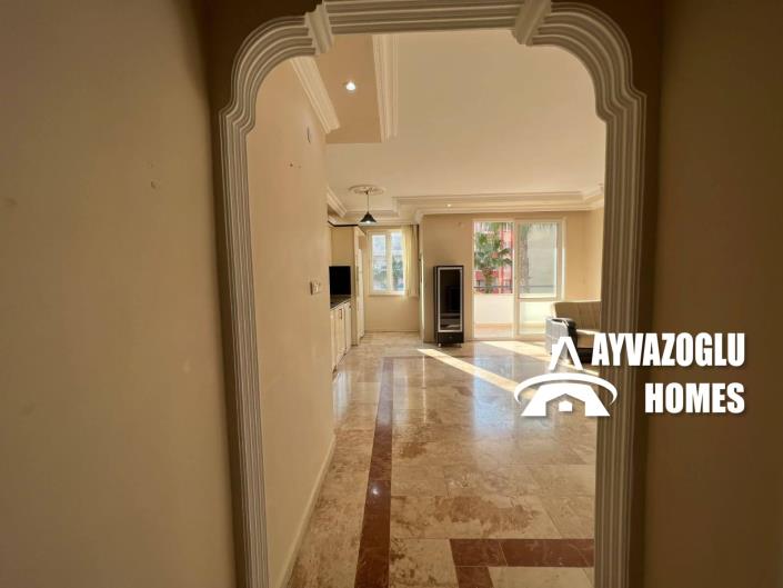 Image No.18-3 Bed Apartment for sale