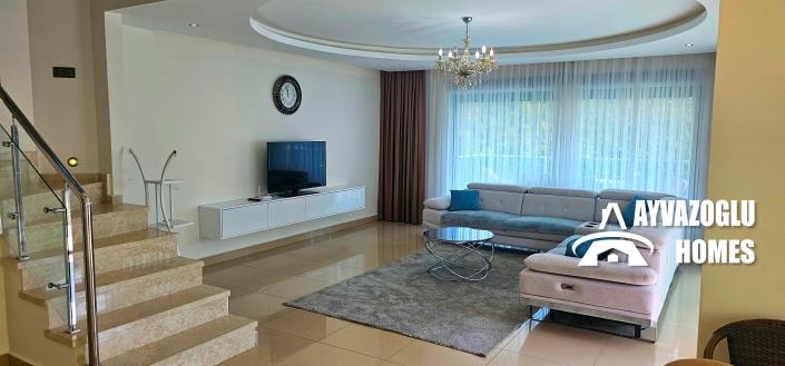 Image No.14-3 Bed Apartment for sale