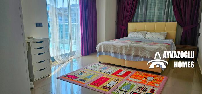 Image No.20-3 Bed Apartment for sale