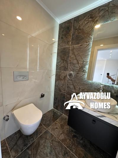 Image No.4-3 Bed Duplex for sale