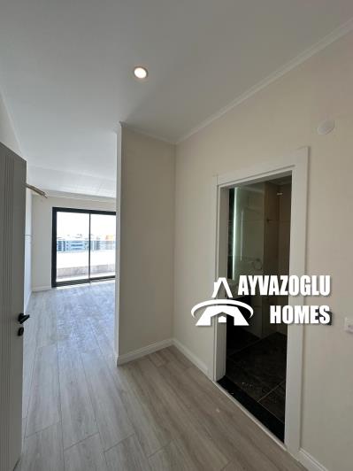 Image No.17-3 Bed Duplex for sale