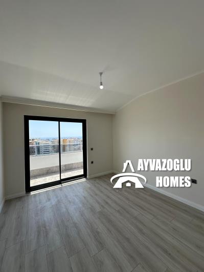 Image No.20-3 Bed Duplex for sale