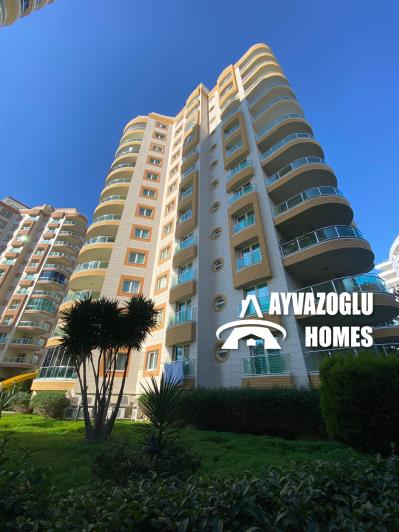 Image No.15-4 Bed Apartment for sale