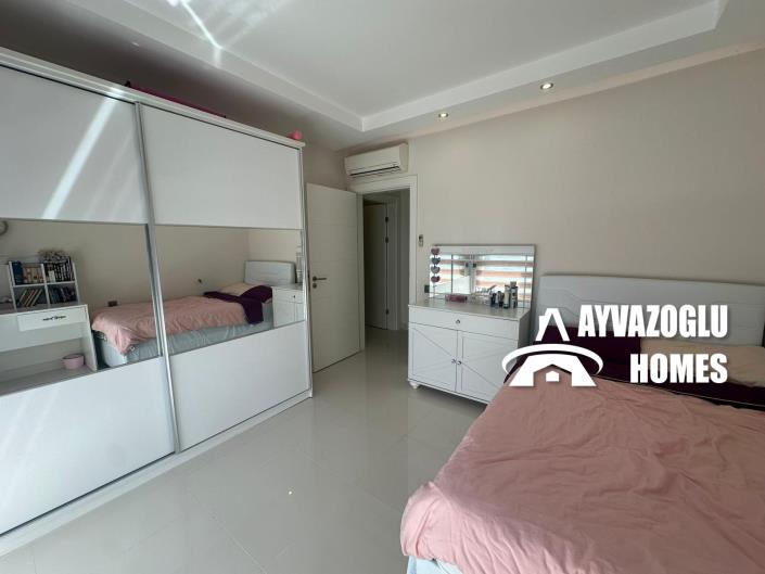 Image No.17-2 Bed Apartment for sale