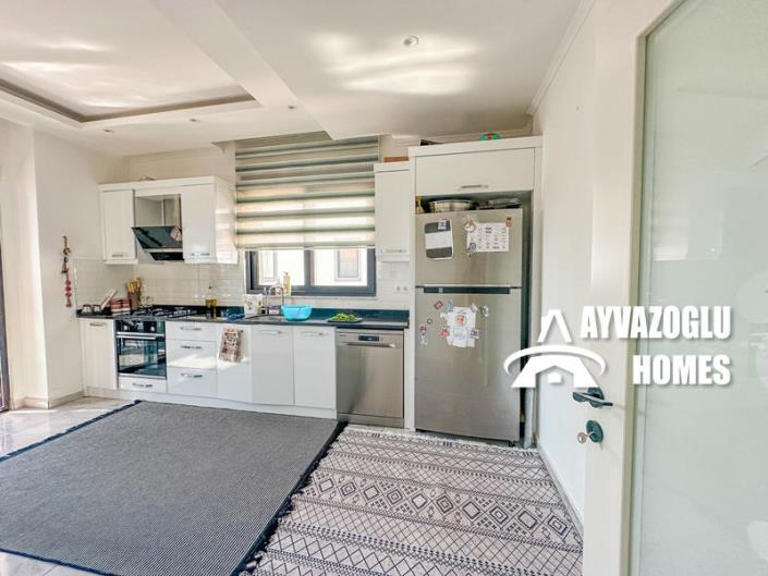 Image No.14-4 Bed Duplex for sale