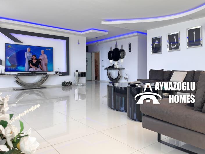 Image No.23-3 Bed Apartment for sale