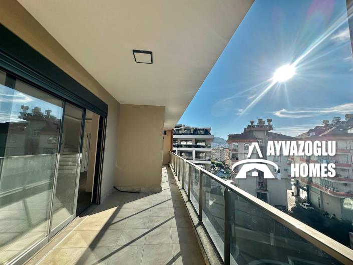 Image No.5-3 Bed Apartment for sale