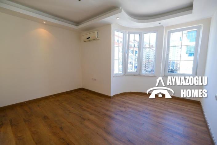 Image No.13-3 Bed Penthouse for sale