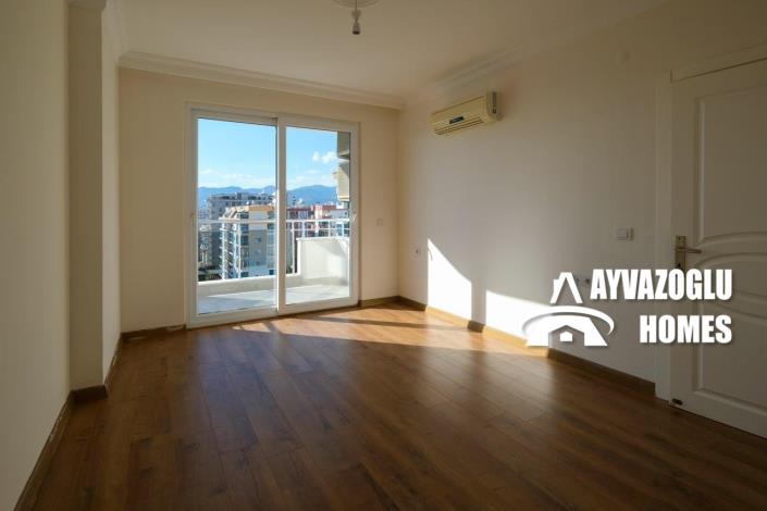 Image No.17-3 Bed Penthouse for sale