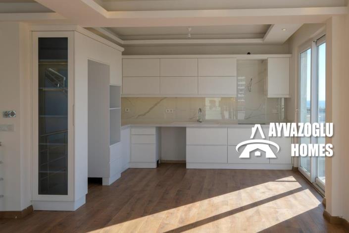 Image No.20-3 Bed Penthouse for sale