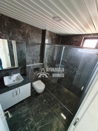 Image No.7-3 Bed Duplex for sale