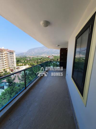 Image No.8-3 Bed Duplex for sale