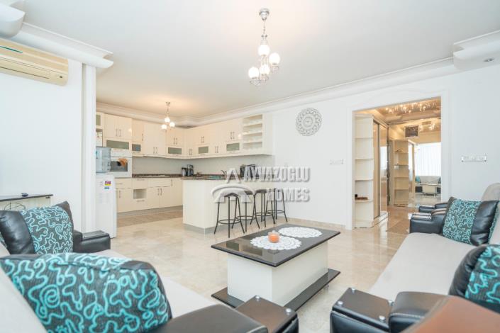 Image No.8-2 Bed Apartment for sale