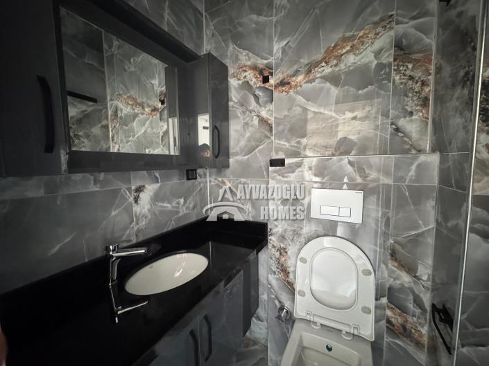 Image No.10-2 Bed Apartment for sale