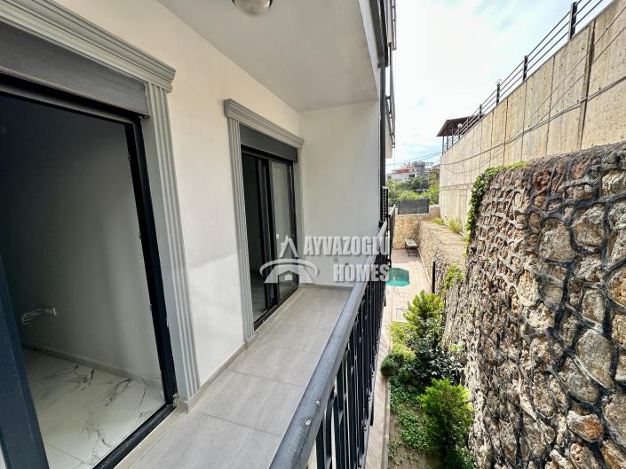 Image No.10-1 Bed Apartment for sale