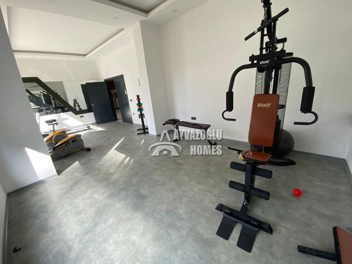 Image No.10-2 Bed Apartment for sale