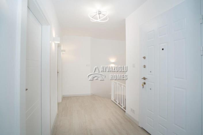 Image No.9-3 Bed Villa for sale