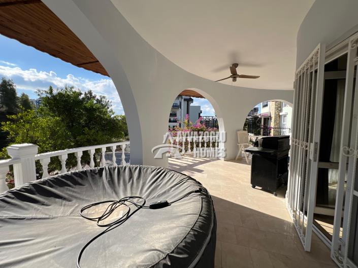 Image No.3-3 Bed Villa for sale