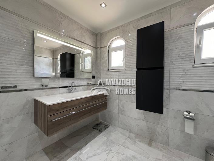 Image No.6-3 Bed Villa for sale