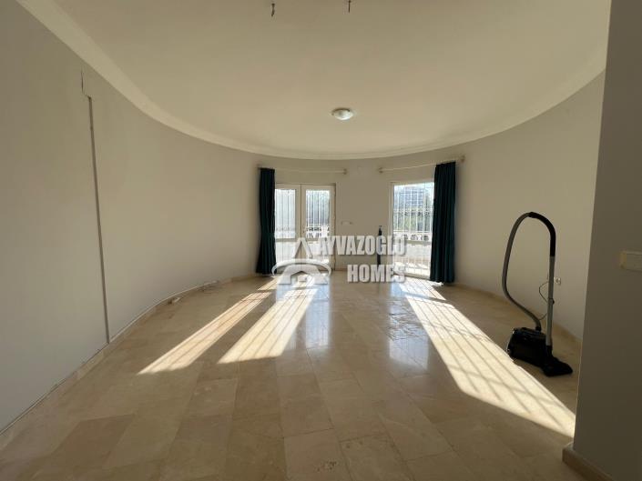 Image No.11-3 Bed Villa for sale