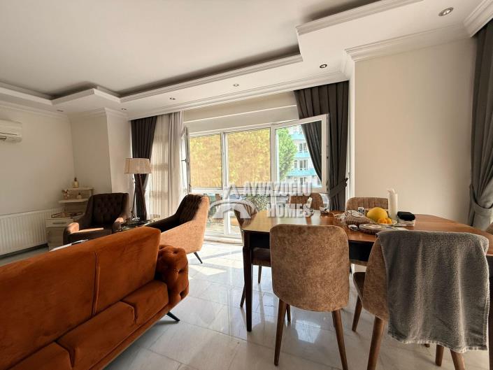 Image No.9-3 Bed Apartment for sale