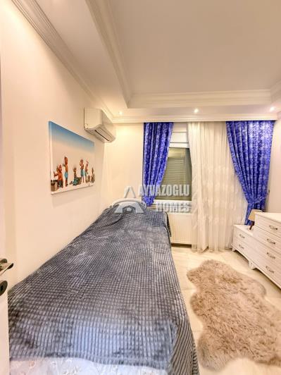 Image No.19-3 Bed Apartment for sale