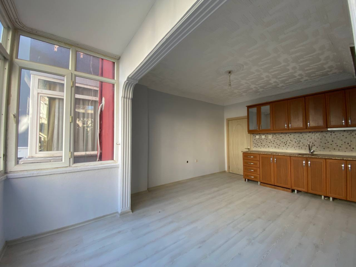 Image No.16-Appartement de 1 chambre à vendre à Saray