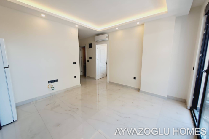 Image No.10-1 Bed Apartment for sale